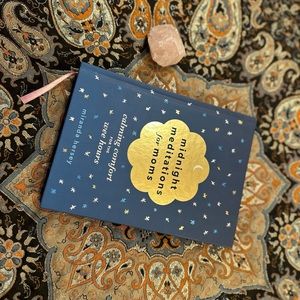 New mom book gift bundle! Give something thoughtful for a new mama in your life